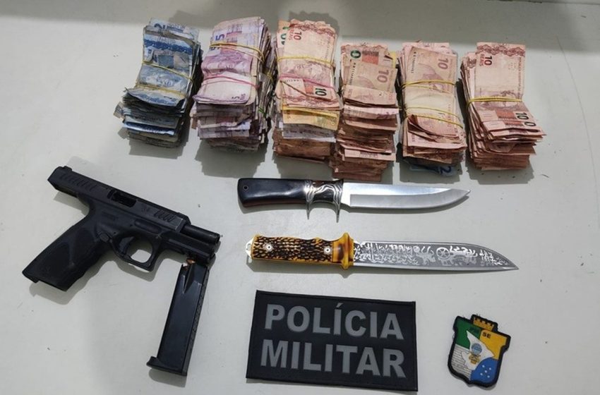  Dois homens são presos com cerca de  R$16 mil em espécie e porte ilegal de arma em Nossa Senhora do Socorro
