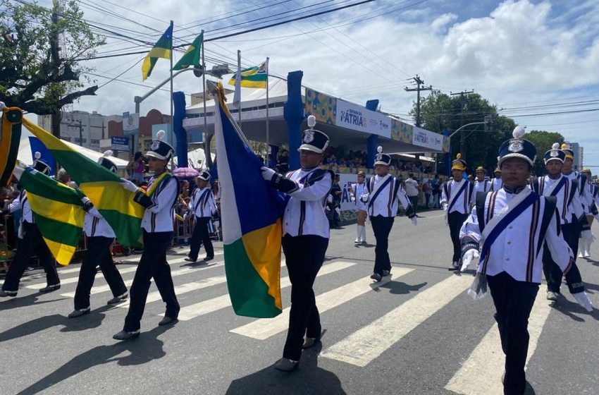  Desfile cívico ocorre neste 7 de setembro em Aracaju; FOTOS