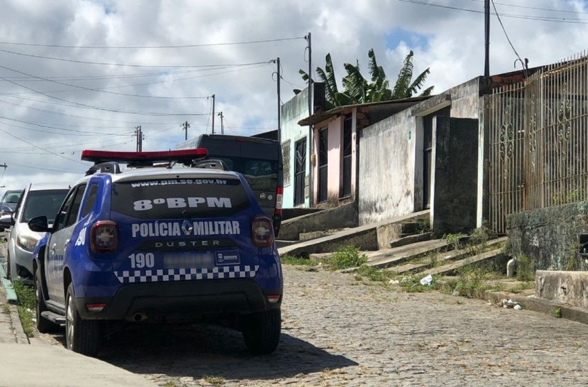  Mulher é morta a facadas após discussão em Aracaju