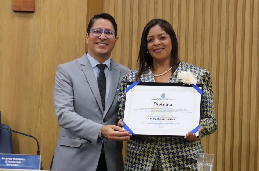  Radialista Adriana Amada recebe título de cidadã aracajuana