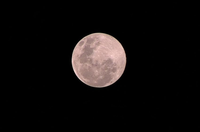  CCTECA oferta minicurso e observação da lua com telescópio em Aracaju