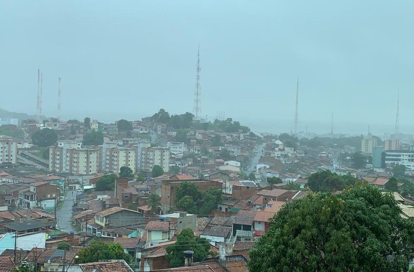  Novo boletim meteorológico alerta para chuvas intensas em Sergipe