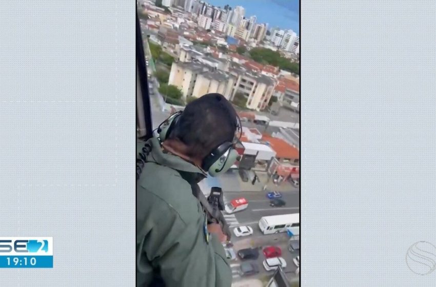  Homem algemado furta ambulância em Aracaju, é perseguido até por helicóptero e só é preso após bater em poste